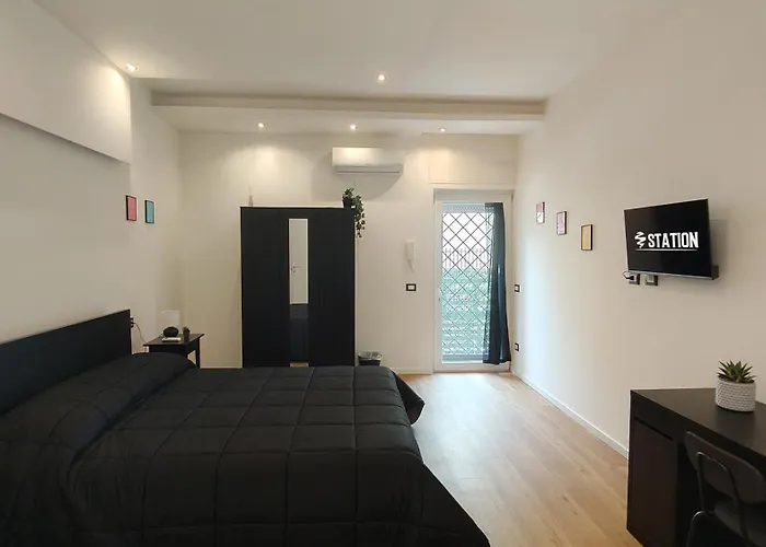 Zzzstation בית הארחה 4*